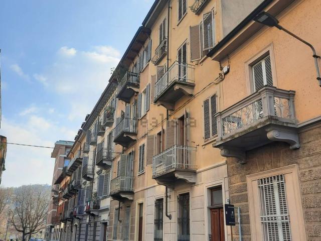 Appartamento in affitto di 80 m² in Via Fiorano, 13