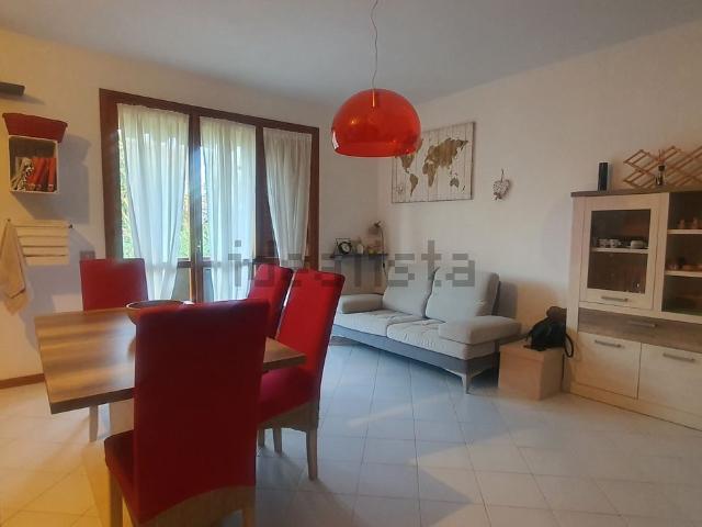 Appartamento in affitto di 80 m² in Via Firenze, 48