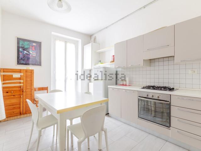 Appartamento in affitto di 80 m² in Via Fratelli Bronzetti, 2