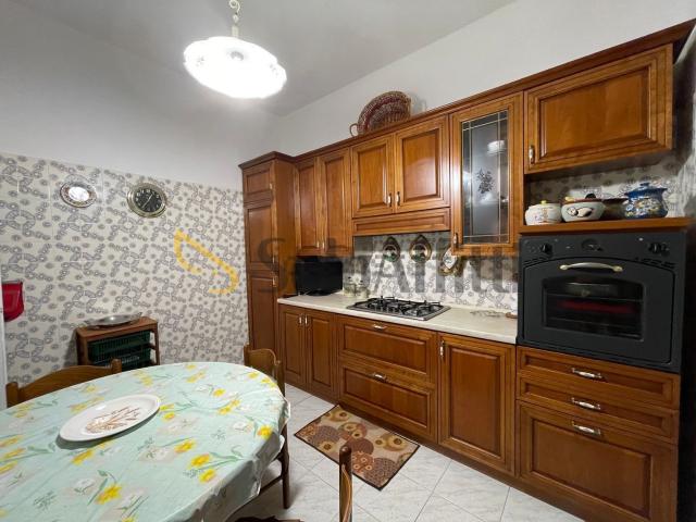 Appartamento in affitto di 80 m² in Via Francesco Breschi