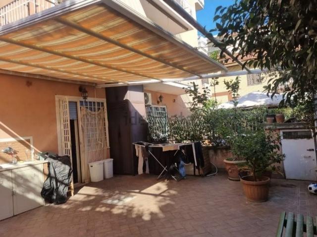 Appartamento in affitto di 80 m² in Via Francesco Vitalini, 70