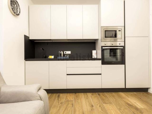 Appartamento in affitto di 80 m² in Via Gabriele d&apos Annunzio, 2