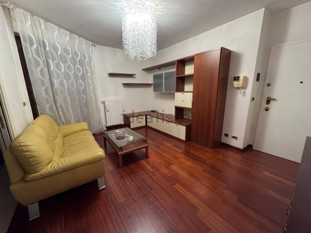 Appartamento in affitto di 80 m² in Via Gaetano Donizetti, 4
