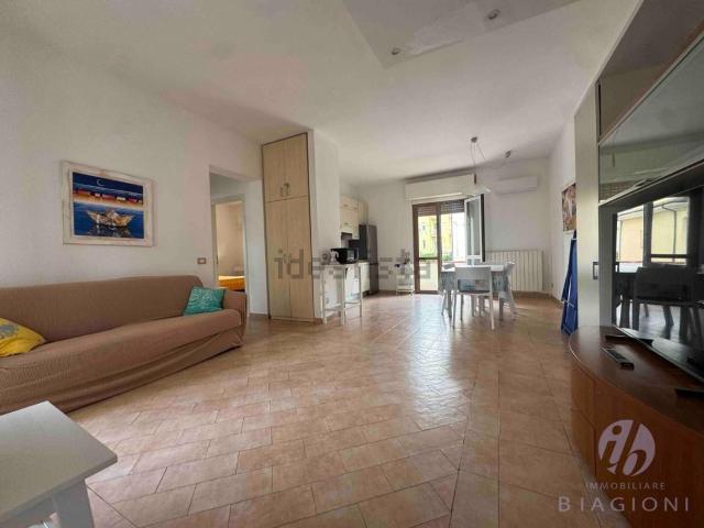 Appartamento in affitto di 80 m² in Via Giosuè Carducci, 55045