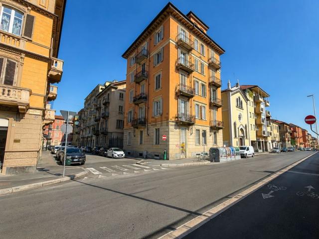 Appartamento in affitto di 80 m² in Via Giacinto Avet, 7