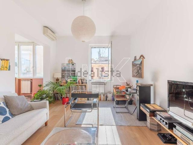 Appartamento in affitto di 80 m² in Via Giuseppe Acerbi