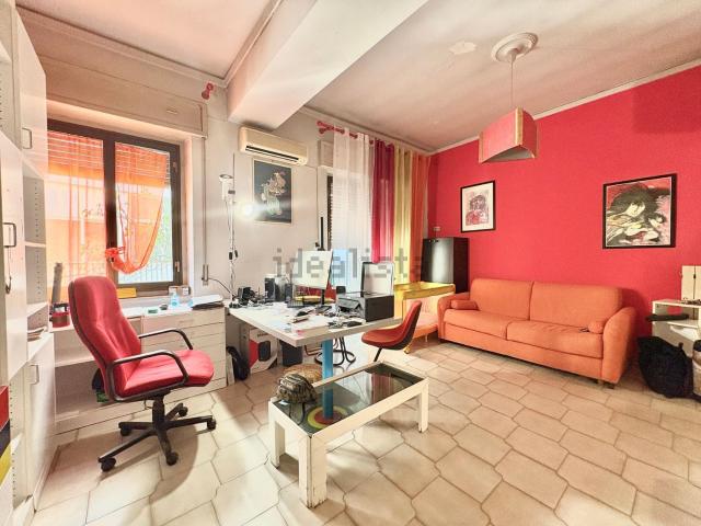 Appartamento in affitto di 80 m² in Via Giuseppe La Farina, 29