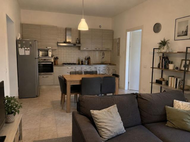 Appartamento in affitto di 80 m² in Via Giuseppe Massarenti