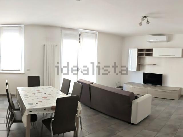 Appartamento in affitto di 80 m² in Via I Maggio, 6
