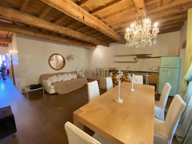 Appartamento in affitto di 80 m² in Via Il Prato, 19