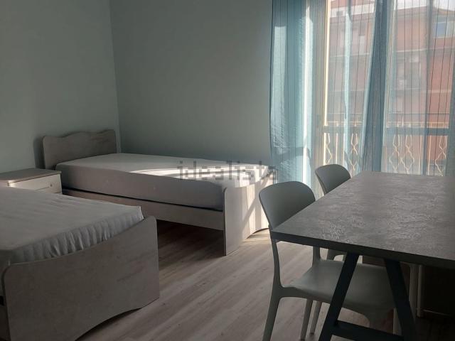 Appartamento in affitto di 80 m² in Via Isaia Levi