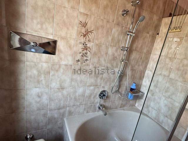 Appartamento in affitto di 80 m² in Via L. Restelli, 40