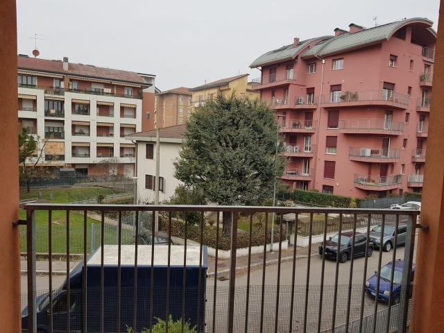 Appartamento in affitto di 80 m² in Via Lionello Fiumi