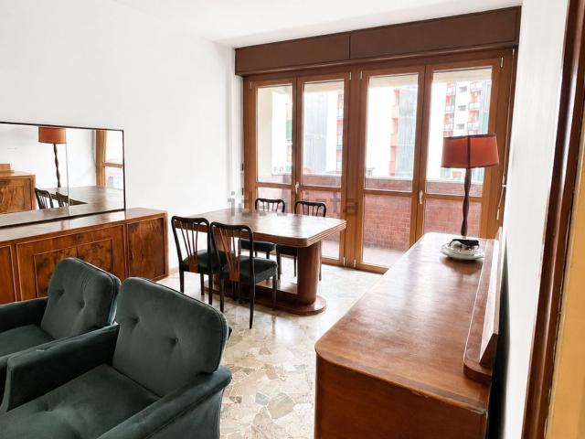 Appartamento in affitto di 80 m² in Via Luigi Varanini, 27