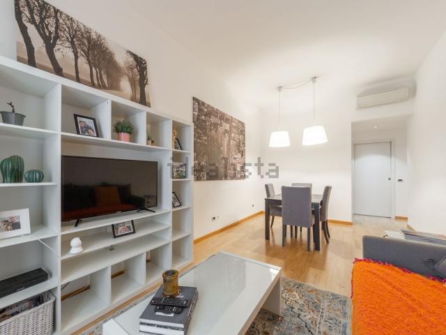 Appartamento in affitto di 80 m² in Via Manfredo Camperio, 15