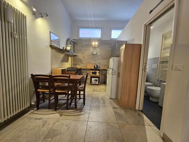 Appartamento in affitto di 80 m² in Via Mascarella, 102
