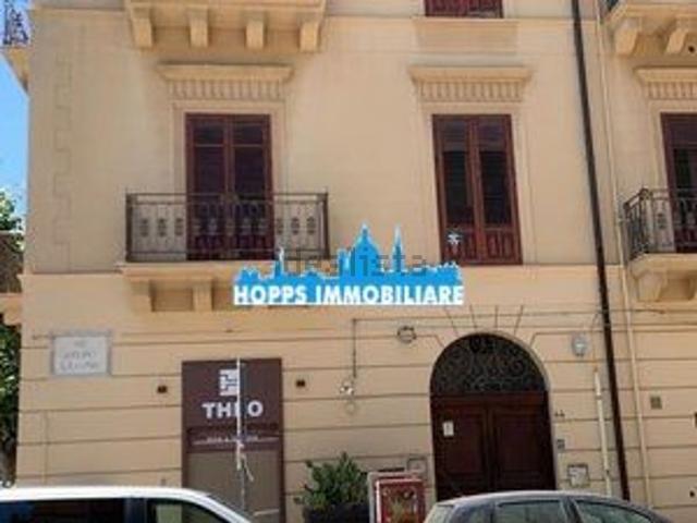 Appartamento in affitto di 80 m² in Via MAZZINI /VIA LA LUMIA
