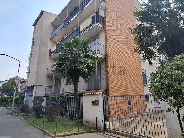 Appartamento in affitto di 80 m² in Via Mazzo, 14