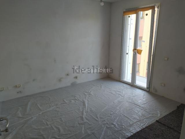 Appartamento in affitto di 80 m² in Via Montanara