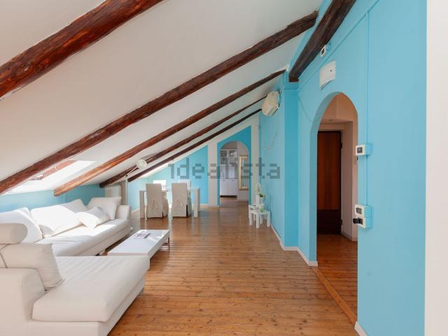 Appartamento in affitto di 80 m² in Via Monte Albergian, 6
