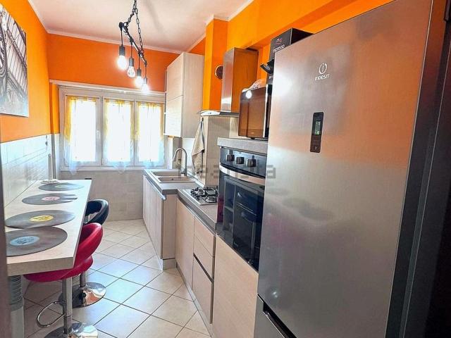Appartamento in affitto di 80 m² in Via Oderisi da Gubbio, 213