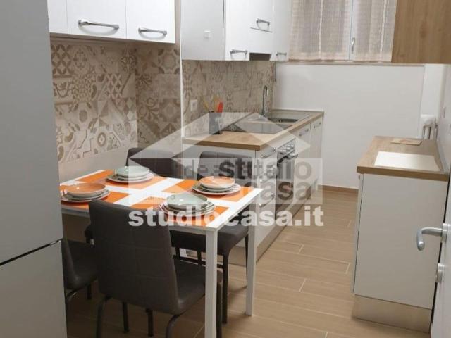 Appartamento in affitto di 80 m² in Via Padova, 95