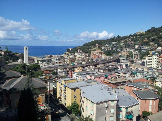 Appartamento in affitto di 80 m² in Via Privata Palme