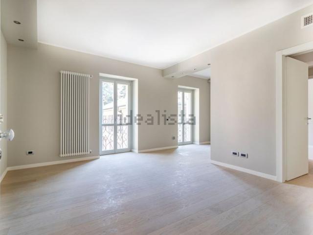 Appartamento in affitto di 80 m² in Via Roma, 18