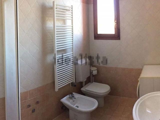 Appartamento in affitto di 80 m² in Via Roma, 2