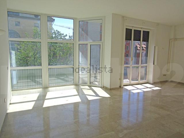 Appartamento in affitto di 80 m² in Via Sant&apos Agnese