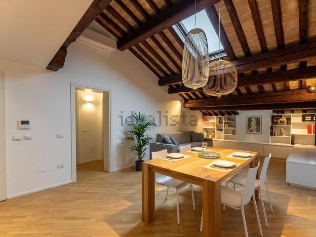 Appartamento in affitto di 80 m² in Via San Francesco, 192