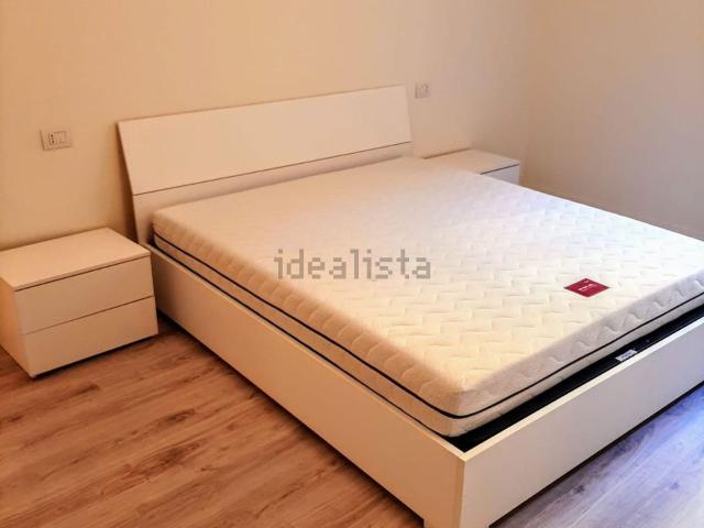 Appartamento in affitto di 80 m² in Via Simone D&apos Orsenigo