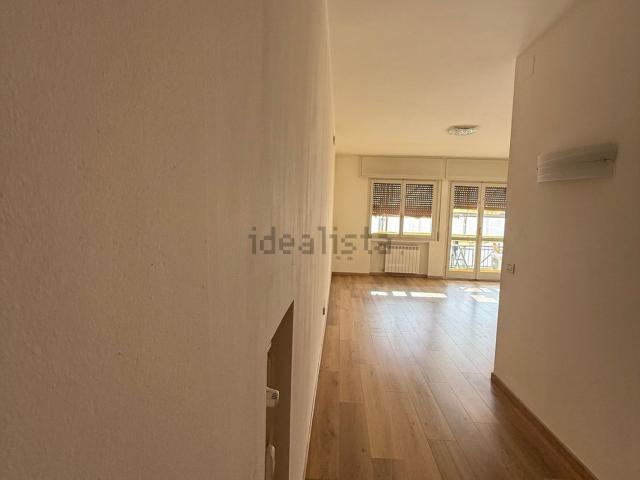 Appartamento in affitto di 80 m² in Viale Monte Grappa
