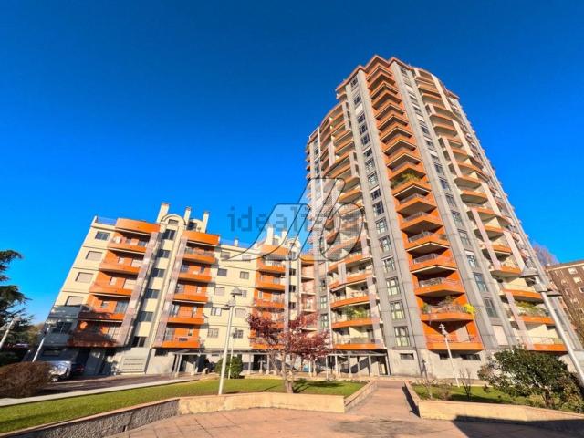 Appartamento in affitto di 80 m² in Viale Giovanni Suzzani, 18
