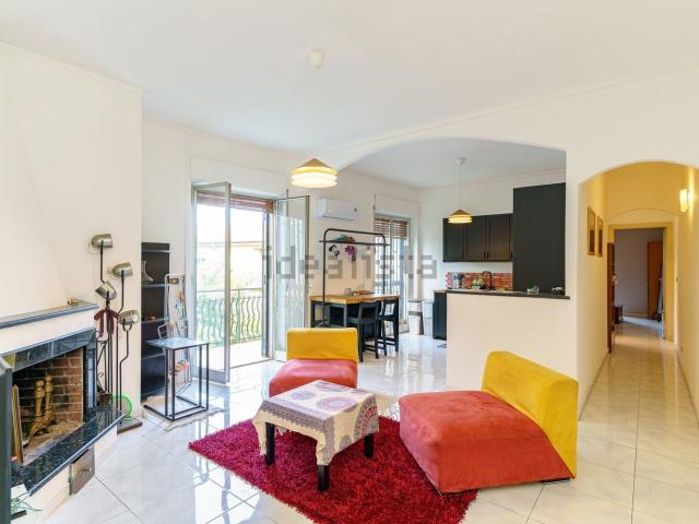 Appartamento in affitto di 80 m² in Viale Lorenzo Bolano, 45