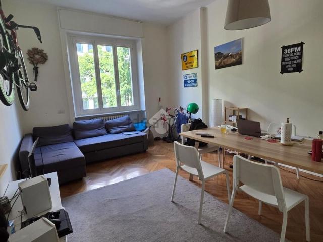 Appartamento in affitto di 80 m² in Viale Regina Giovanna, 28