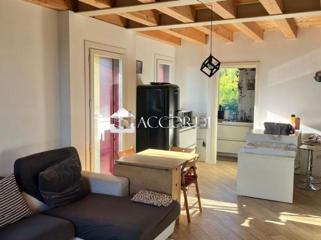 Appartamento in affitto di 80 m² in Via roma