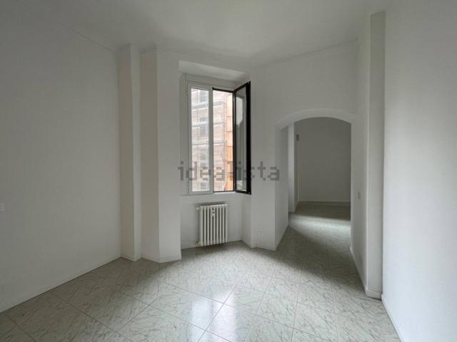 Appartamento in affitto di 81 m² in Piazza Giuseppe Grandi, 4
