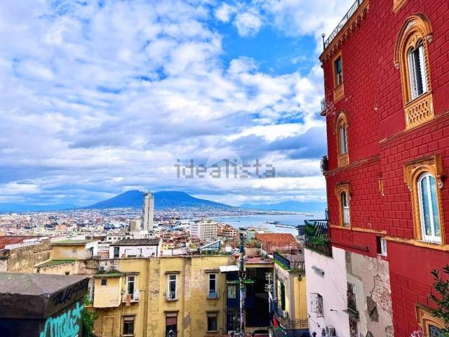 Appartamento in affitto di 81 m² in Vico Caricatoio