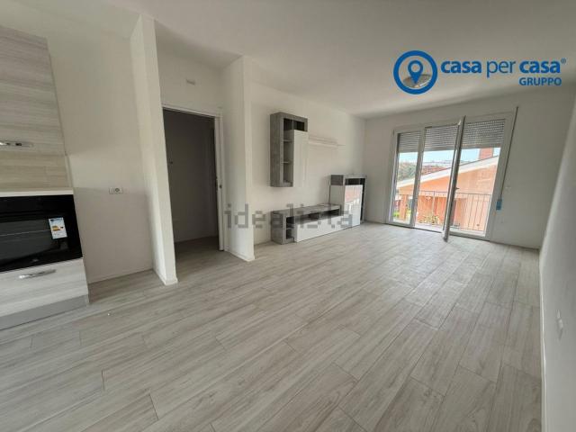 Appartamento in affitto di 81 m² in Via Torino, 43