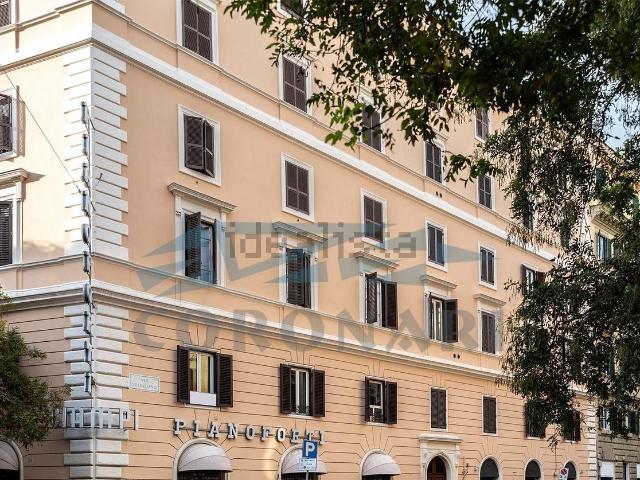 Appartamento in affitto di 81 m² in Via Vespasiano