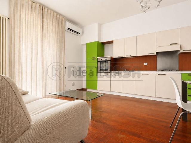 Appartamento in affitto di 81 m² in Via Battaglione Monte Berico, 15