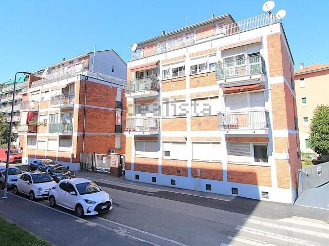 Appartamento in affitto di 81 m² in Via Cinque Maggio, 23