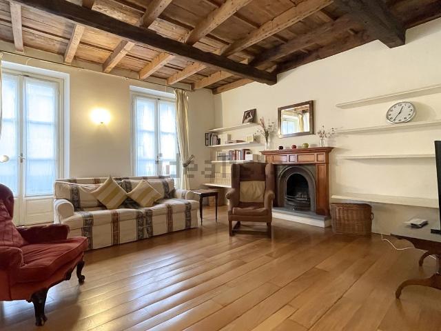 Appartamento in affitto di 81 m² in Via Gian Giacomo Mora, 12