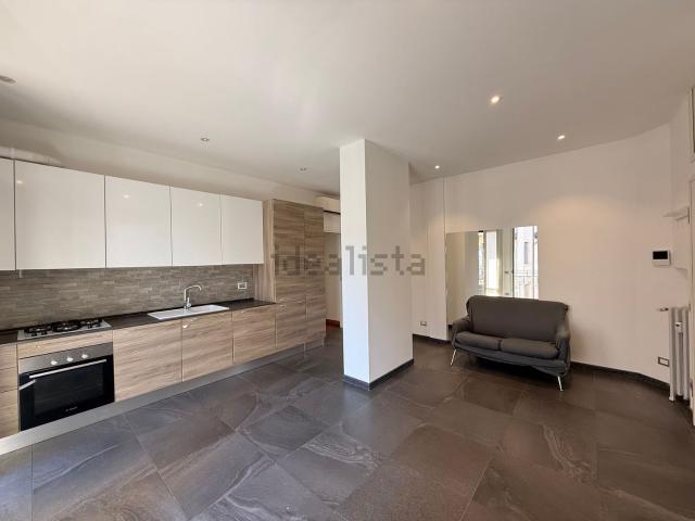 Appartamento in affitto di 81 m² in Via Romolo Gessi, 59