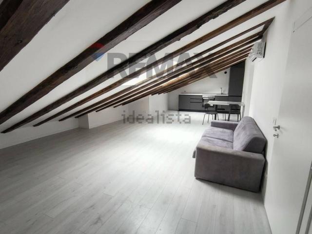 Appartamento in affitto di 81 m²