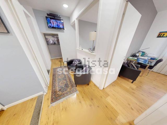 Appartamento in affitto di 82 m² in Corso del Popolo, 20