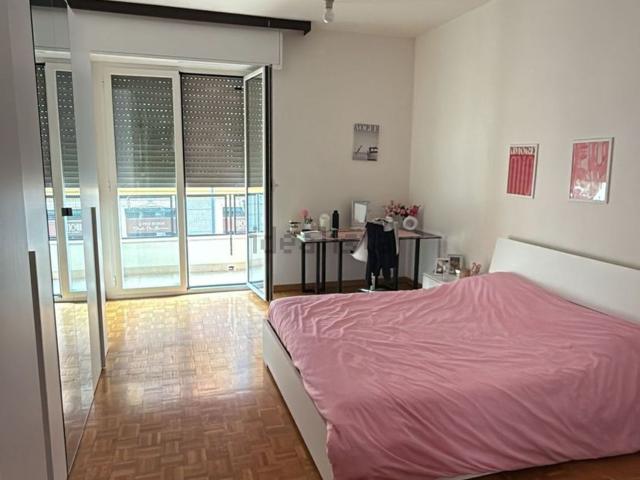 Appartamento in affitto di 82 m² in Via Andrea Maffei, 10