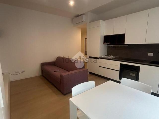 Appartamento in affitto di 82 m² in Via Cardinale Mezzofanti, 26