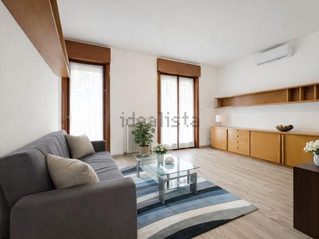Appartamento in affitto di 82 m² in Via dei Ciclamini